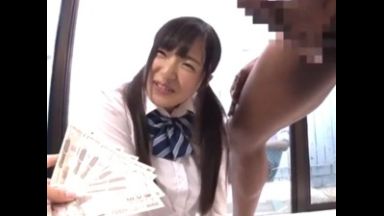 賞金で釣って黒人男にJKを寝取らせるのだのthumbnail