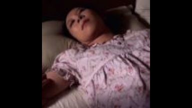 【夜這い・上司の奥さん】深夜に酔った勢いで・・上司の奥さんを夜這い！奥さんのお口でご奉仕させる部下！のthumbnail