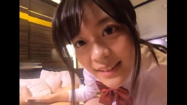【個人撮影 素人】奏音かのん　ガチ美少女の女子高生が我慢できずにお風呂でフェラチオ！　制服を着たままでの中出しセックス！のthumbnail