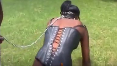 変態黒人カップルによる屋外でのSMをご覧下さいｗｗｗのthumbnail