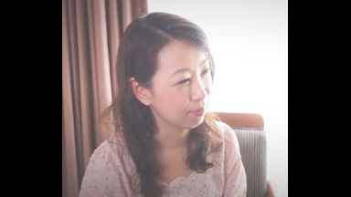 ！！母親が大好きな息子とラブホで挿入「母さんじゃダメかな…？！！」絶対内緒の近親相姦…大人なったチンポのthumbnail