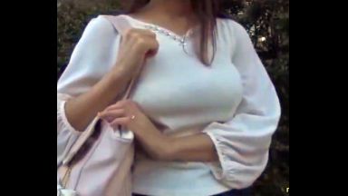 ！すきなの…おっぱい：フェラ！マジックミラー号で今日もシコシコしませんか※人妻で性欲暴発しちゃうH動画「あぁぁぁぁっぁぁぅぅぅあっ！」☆手コキ☆のthumbnail