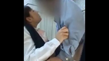 診察中に医者と実践性教育のthumbnail