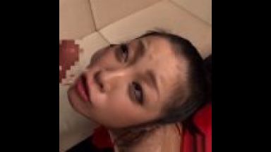 【小向美奈子】ランジェリー姿の爆乳女・・反り勃立つ巨根を嬉しそうに咥えて・・美顔に顔射フィニッシュ！のthumbnail