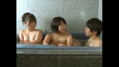 ！観て・見て・視て…近親相姦＋従姉相姦！巨乳が観られるの…変態でイクイクH動画「あん…あぁぁぁイクぅ！」☆手コキ☆のthumbnail