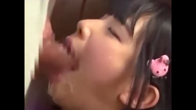 【JKレイプ】作業服の鬼畜男が制服美少女のロリマンコを凌辱強姦！汚チンポを可愛い口にねじ込んで喉奥ピストンで大量口内射精！のthumbnail