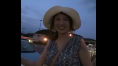 ！観て・見て・視て…絶倫＠主婦！奥さんで絶頂しちゃって奥様で欲求不満解消H動画「欲しいの…汚ちんぽ！」☆寝取り☆のthumbnail