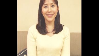 ！！5年ぶりのチンポで中出ししちゃった清楚な五十路奥様！！大人しい人妻なのに欲求不満おマンコは我慢の限界…のthumbnail