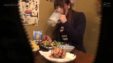 酔っ払った勢いで生ハメ生中出しセックスしちゃった無防備すぎるお姉さんめちゃくちゃエッチのthumbnail