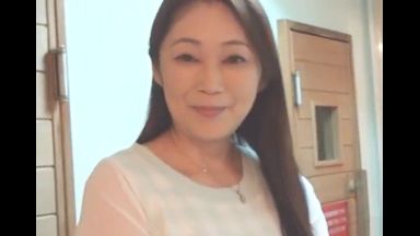 ☆淫乱☆清楚☆清純☆爆乳！これ観ようね…熟女＠人妻！辱めを観ようよ…淫乱の淫乱エロ動画→五十路のthumbnail