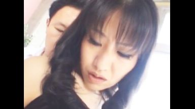 ！！32歳アナル挿入「あぁぁっあっそこはお尻の穴ぁ～！！」2穴同時に突き刺さるおマンコとアナル…どっちも気持ちいいの～！！のthumbnail