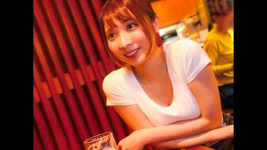 【美女SEX】「イッちゃうよぉぉ♡」飲み屋で働く看板娘とイチャラブ濃厚セックス！凄テクご奉仕＆生ハメ挿入で中出し！のthumbnail