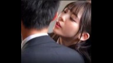 「先生、私のパンツ見て勃起してたでしょ？ここラブホだからしてもいいんだよ？」激カワJKの誘惑に負けて、生徒とパコってしまった先生///のthumbnail