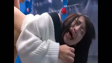 【素人ナンパ】メチャシコ女子大生をＭＭ号に連れ込み責めまくる！潮吹きしてイキまくるマンコ突きまくり顔射ぶっかけ！のthumbnail