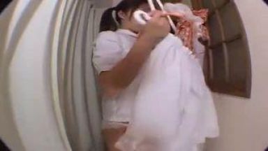 メイド喫茶のメイドさんの着替えとトイレをこっそり盗撮ｗのthumbnail