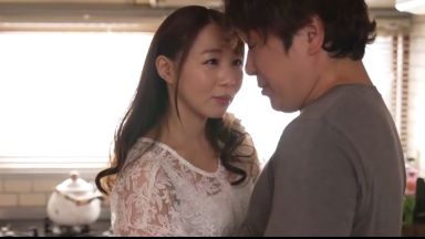 【成宮いろは】妻の友人に誘惑された旦那・・子持ちのバツイチ女とやめられない不倫関係！のthumbnail