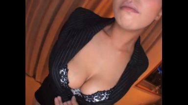 ♥四十路の熟女がスーツで胸ちら…エロスが暴発した完熟マンコはちんぽ日しがって愛液トロトロえ溢れちゃう♥のthumbnail