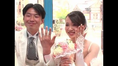 【マジックミラー】結婚式直後のウエディングドレス着衣な人妻花嫁を寝取る寝取り企画！他人棒生ハメする不倫NTRセックス！のthumbnail