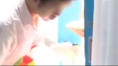 【マジックミラー号】素人ナンパで連れ込んだ色白水着美女に生ハメ生中出しエロマッサージ決め込むのthumbnail