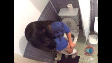 【連れ込み】ナンパ部屋にお持ち帰りされた三十路美魔女美女人妻！トイレの中も盗撮隠し撮りされた浮気妻のエロ不倫セックス！のthumbnail