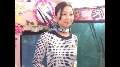 『下着…ですか…？』清楚美人な美容部員が下着チェックからバキュームノーハンドフェラ！なし崩しセックスするエロ企画【MM便】のthumbnail