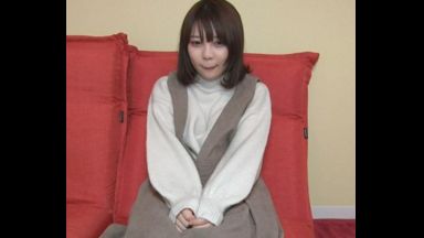 ＜素人＞大人しそうだけど喋り出すとなんか独特の魅力！小さな声で喋る小さな女の子は超むっつりスケベで…のthumbnail