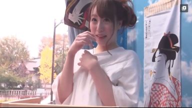 〚マジックミラー号〛　新成人カップルが脱衣野球拳対決　振袖を脱がされ初３Pにパイパン中出しの性人式を体験のthumbnail