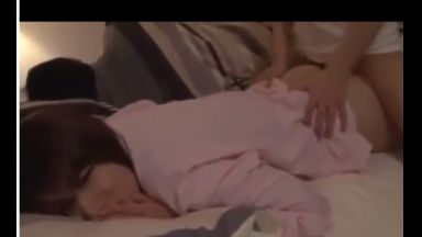 ☆フェラチオ☆レイプ☆手マン♥みんなで見よう…人妻＠熟女♥母子相姦であなたの精子ドピュしちゃお※寝込みで性欲暴発しちゃうエロ動画…巨乳のthumbnail