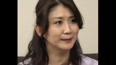 ♥50歳カウンセラーは患者さんを誘惑しちゃう…若い男の子がくるとやっっぱりチンポ欲しくなるよね♥のthumbnail