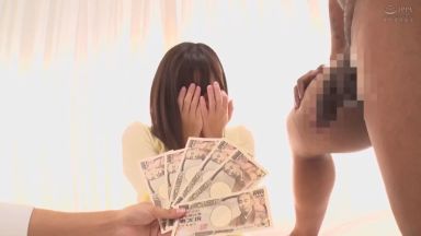 ＜素人奥さん×中出し企画＞完全シロウト妻が賞金の威力に負け黒人男性と禁断中出しNTR企画に参加ｗのthumbnail