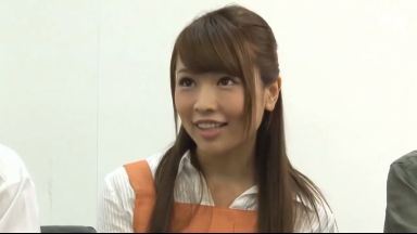 【マジックミラー寝取り】「なんかこれ、楽しくない？」従業員とのエロミッション！初めてのスマタに嬉し恥ずかしの素人妻のthumbnail