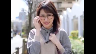 ♡知的で真面目な地味っ娘だけどピンクのおまんこを開いてチンポ欲しがっちゃうむっつりスケベ…絶倫マンコは肉便器のthumbnail