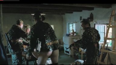 女優アルバ・ロルヴァッハーが映画「Gluck」でヤリまくる！！のthumbnail