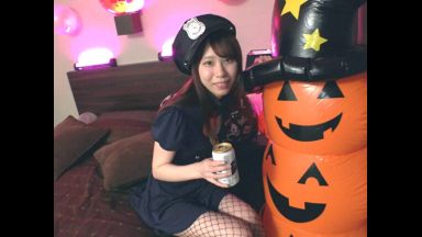 【ハロウィンナイト】ミニスカポリスで、エロ仮装したイケイケのパリピGALと、一夜限りのSEXパーティー…のthumbnail