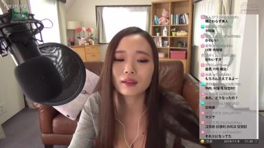 韓国人がライブ配信中に生中継で生ハメ生中出しセックスをする今どき令和スタイルのthumbnail