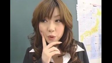 【浜崎りお】「健康にも好くて、スッキリするし♡」淫乱教育実習生は喫煙男子学生にストレス解消にオナニーを勧めるのthumbnail