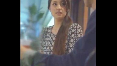 ♡「鍵落として帰れない人妻…」旦那が迎えに来るまで中出ししちゃう…脱ぐとCカップの垂れ爆乳…消防士旦那より上手よ…のthumbnail