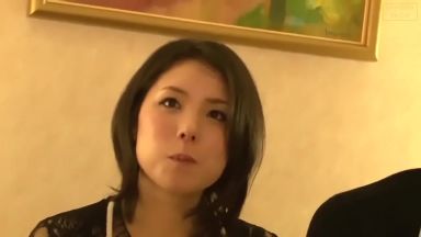 ひたすら激しい手コキフェラ抜きガン突き寝取られ不倫人妻でヤラれまくる人妻浮気エッチのthumbnail