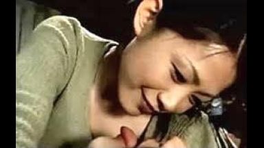 【近親相姦】母さん、駿のこと大好きよ♡母子家庭で育った多感な学生の息子の妄想から、母の柔らかそうな舌と唇で狂わされるのthumbnail