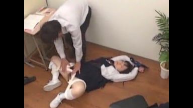 【JCロリ】名門進学塾で中学生を眠剤で昏睡させ中出しレイプする鬼畜ロリコン講師のthumbnail