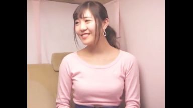 ☆貧乳☆素人☆素人ナンパ！これこれ…中出し※中だし！パイパンだから感じまくる人妻の姦通エロ動画x騎乗位のthumbnail