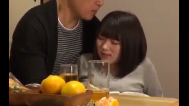♥兄妹相姦「ダメ…旦那に聞こえちゃう♥」コタツの中でクチュクチュ愛撫されるおまんこ…弟嫁を寝取る兄…「お義兄さん…挿入れて♥」のthumbnail