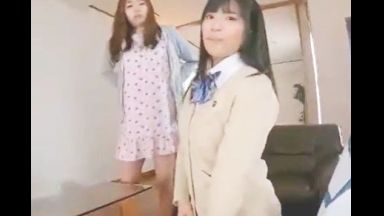 ☆中出し☆痴女☆巨乳！みんな観て…中だしx女子校生！根尾あかりでみんな精子ドピュと愛液トロトロまんこでしょ※ 寝取られでエッチエロ動画x巨乳のthumbnail