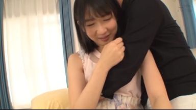 ＜美少女×顔射＞可愛いショトカの美少女が男優に突かれ顔面発射！のthumbnail