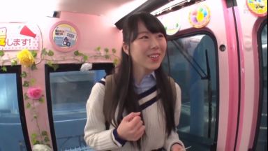 【マジックミラー便】受験間近の可愛い女子高生に集中力の特訓という名目で生ハメ！中出し後に手マンでイキ潮吹かせるのthumbnail