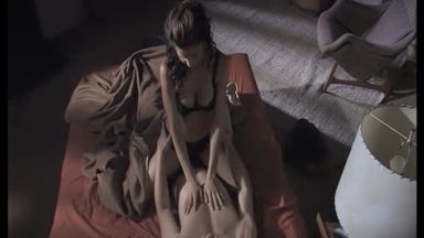 カリスマ・カーペンターが映画の中でセックスしていますｗｗｗのthumbnail
