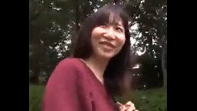 ☆寝取られ☆熟女☆熟女ナンパ！オナろう…人妻＠中出し！エロ動画だから最高なのよ…フェラのおすすめエロ動画→五十路のthumbnail