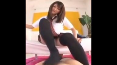 【主観】ニーハイJKの足コキ責めのthumbnail