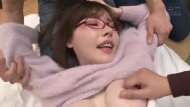 【深田えいみ】メガネっ娘巨乳色白ショートカットヘア娘媚薬キメセクレイプで無理やり犯されるのthumbnail