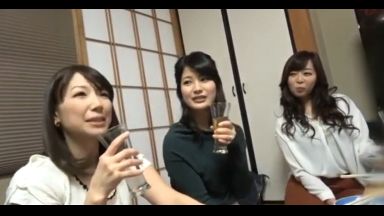 今夜ははOKよ！覚悟をキメてきた性欲盛った奥さまと酒池肉林コンパのthumbnail